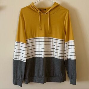 NWOT SHEIN gray yellow stripped accent hoodie women’s  size large